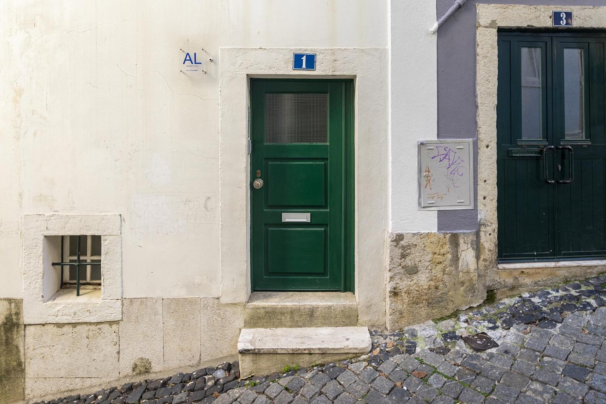 Whome Central Alfama Hideaway Perfect To Explore Lisbon Exterior photo